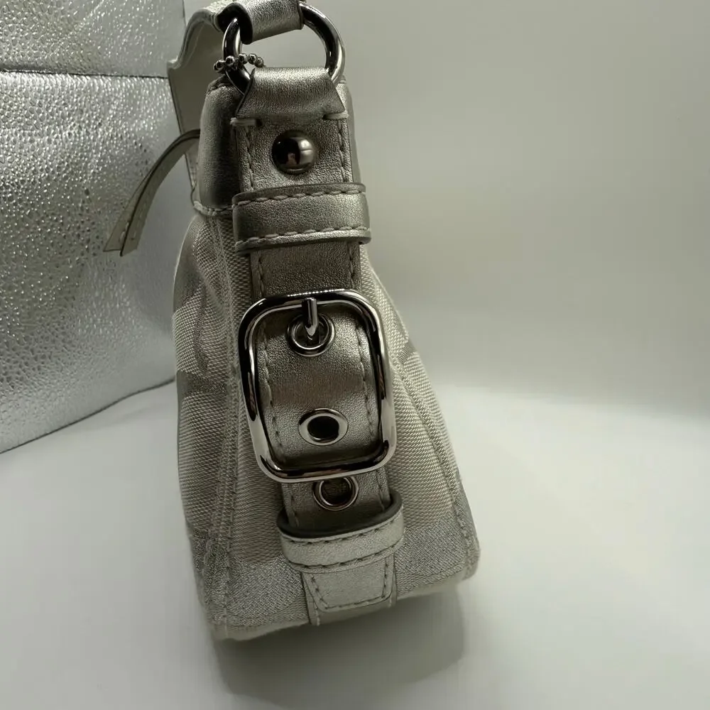Coach Vintage Y2K Zoe Signature Hobo Silver/Cream Handbag - No A0973-42715